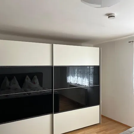Apartment Flora